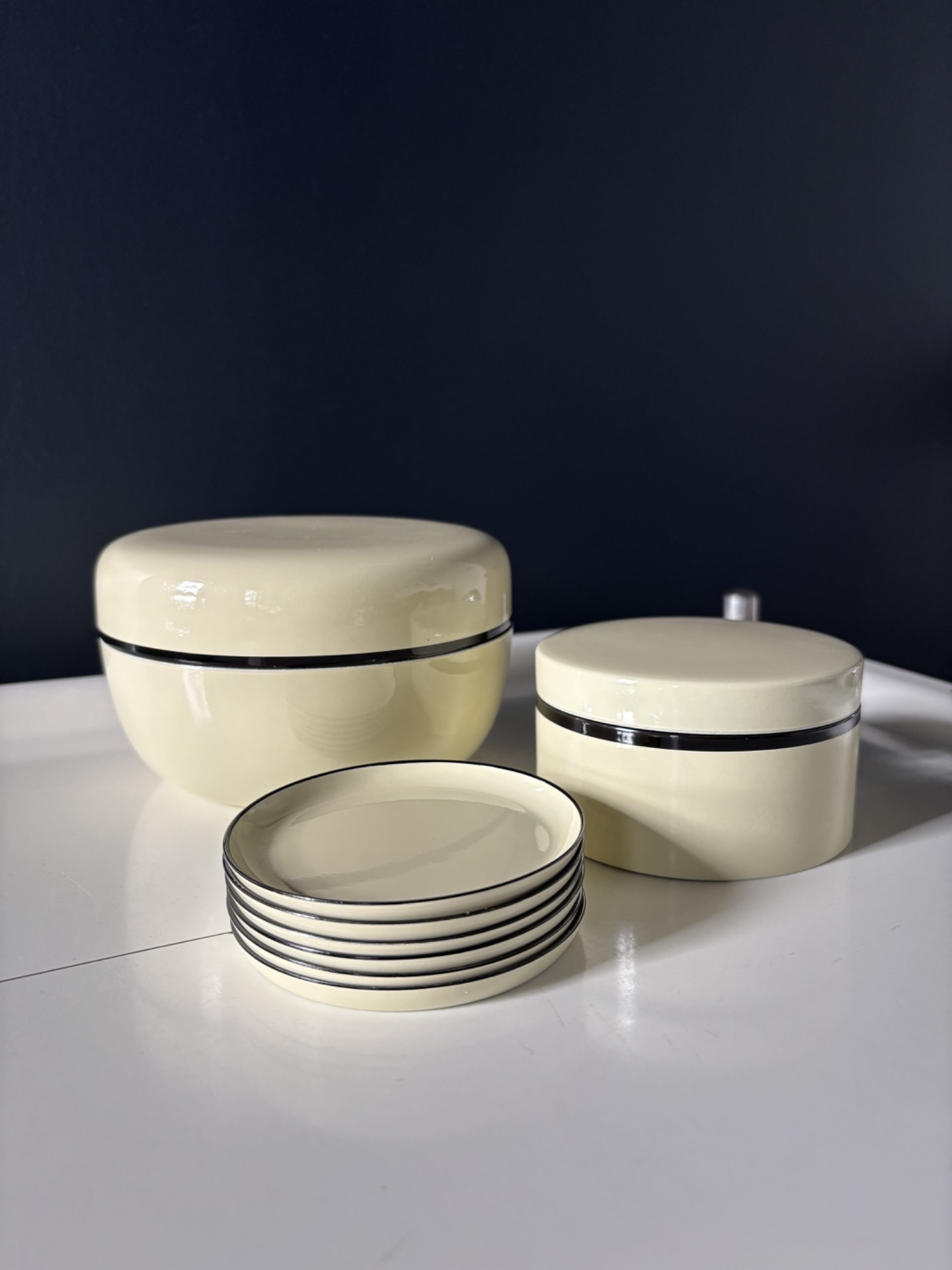 ensemble apéritif vintage boîtes et sous-verres ivoire design rétro